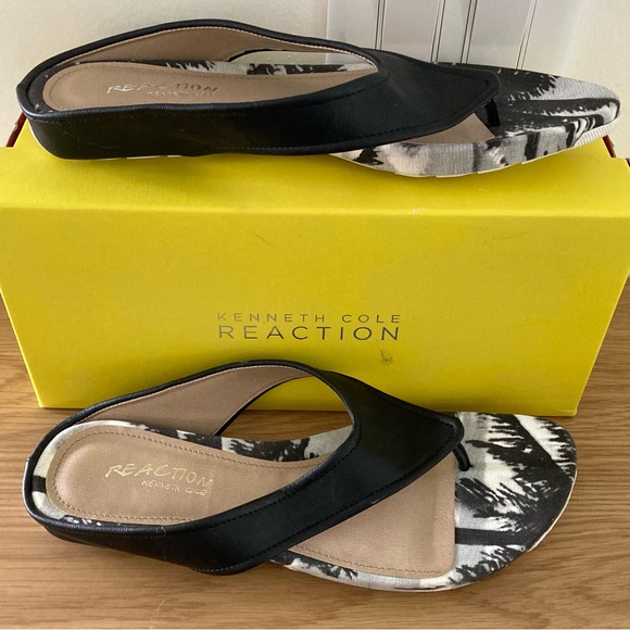 Kenneth Cole Reaction Size 10 Black Water Park Sandals - NWT - Picture 3 of 9